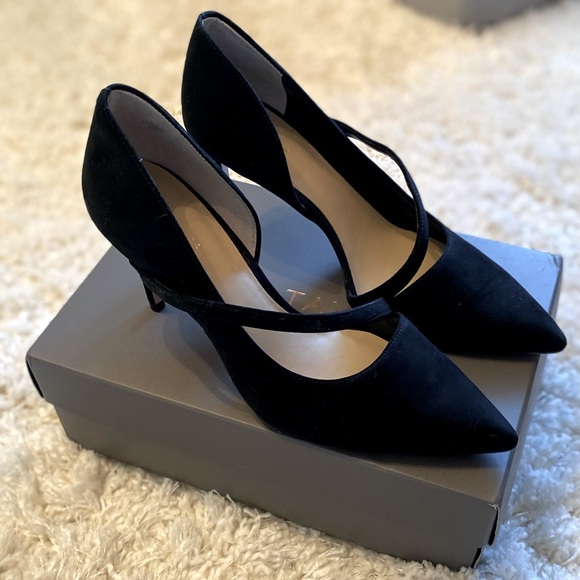Ann Taylor Shoes - Ann Taylor Irene Pump Size 8 | New in Box